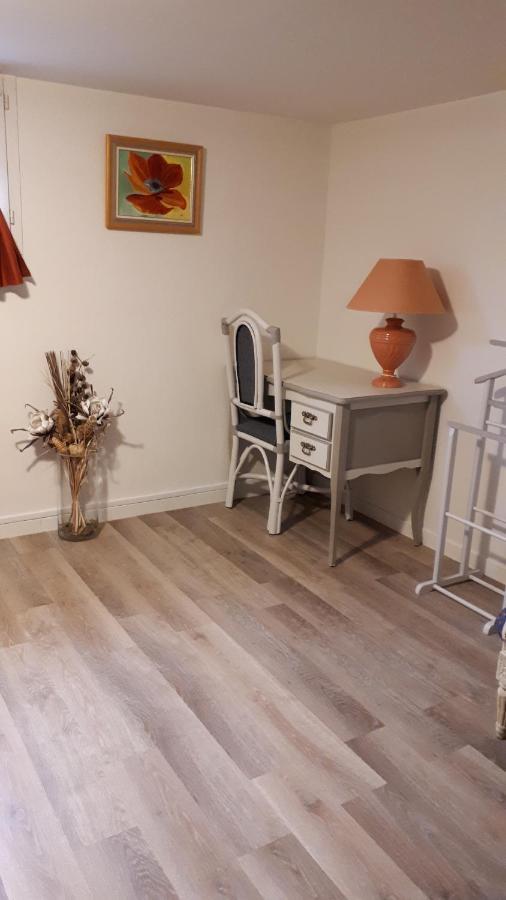 T1 Dans Maison Au Calme Réalmont Exteriér fotografie
